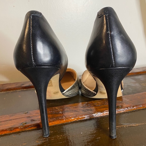 *Rare* Vince Camuto Baby Stiletto Silver Snakeskin - Picture 6 of 12